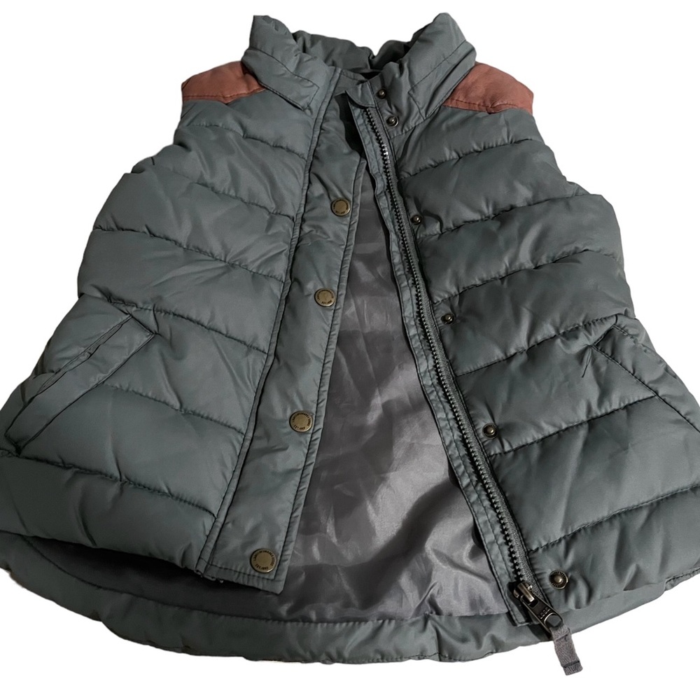 🎉Like New Kids H&M L.O.G.G Vest Size US 8-9 Youth Child School Clothes